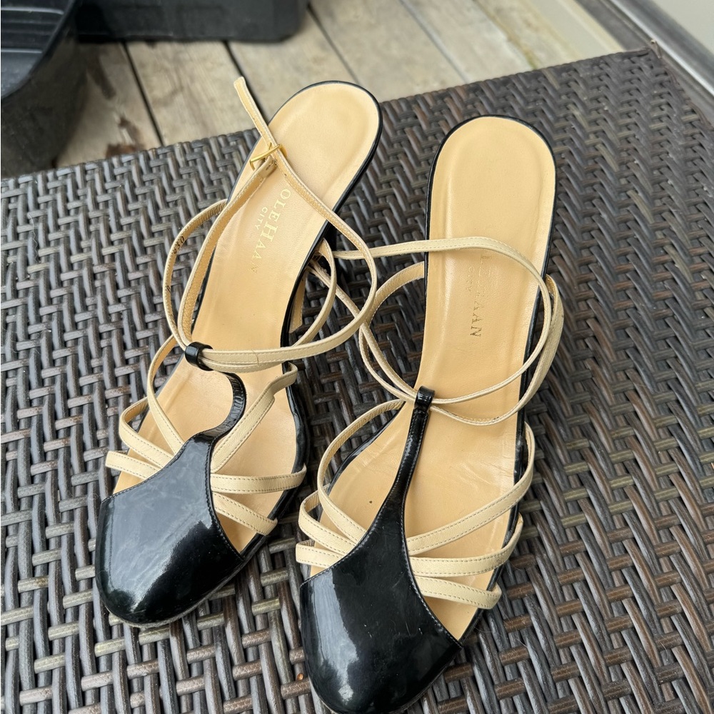 Cole Haan Black and Tan Sophisticated Heels size 10